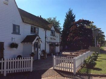 The Old Vine Inn Wadhurst Exterior photo